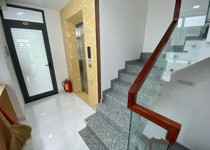 Hoang Hoa Tham Apartment
