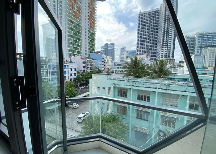 Hoang Hoa Tham Apartment